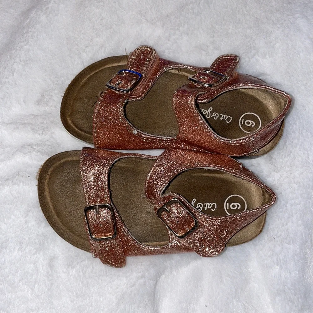 Cat & Jack size 6 rose gold sandals